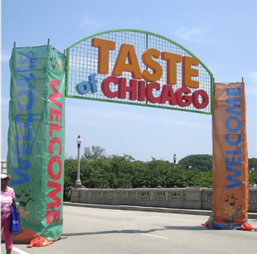 With Popup Displays, Retractable Banners, and More, Sunrise Hitek is the Place for Tradeshow Needs
